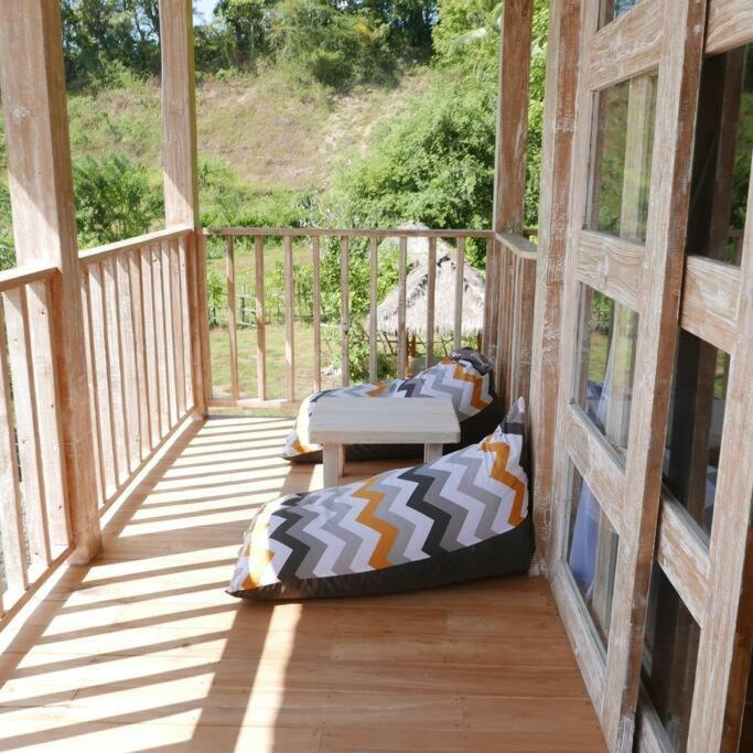 Silir Villa "Your Cozy Home" マタラム エクステリア 写真