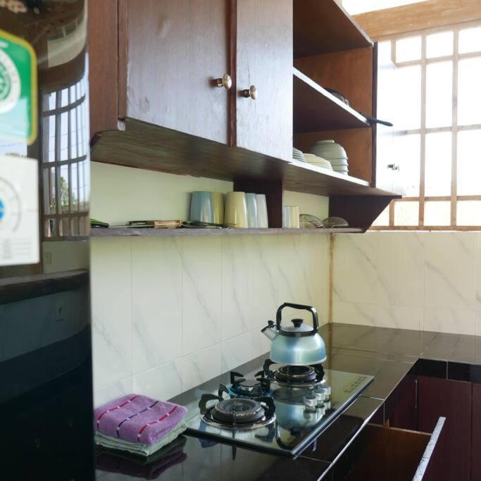 Silir Villa "Your Cozy Home" マタラム エクステリア 写真